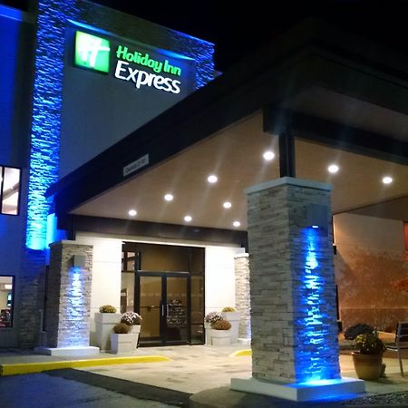 فنادق هوليداي إن إكسبريس كلوفرديل- Cloverdale المظهر الخارجي الصورة
